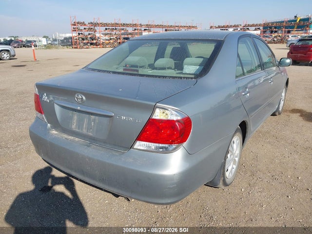 2005 Toyota Camry Le/xle/se მანქანა იყიდება აუქციონზე, vin: 4T1BE32K35U602266, აუქციონის ნომერი: 30098093