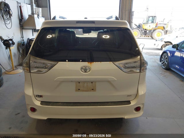 Aukcja sprzedaży 2011 Toyota Sienna Sport, vin: 5TDXK3DC6BS161466, numer aukcji: 30098109