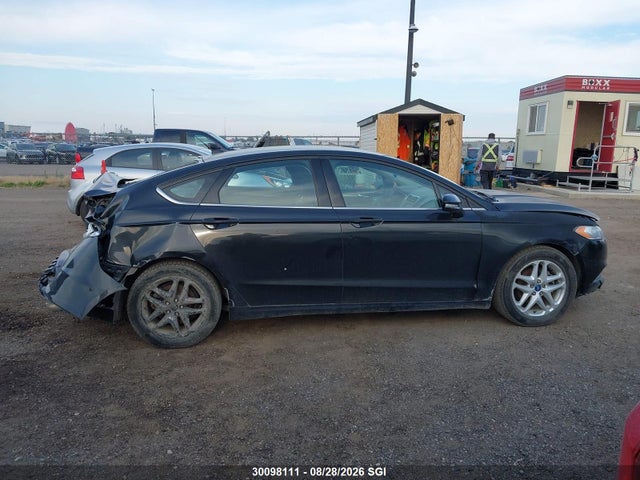 30098111 :رقم المزاد ، 3FA6P0H72ER124632 vin ، 2014 Ford Fusion Se مزاد بيع