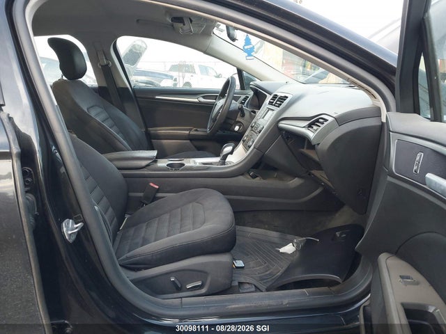 30098111 :رقم المزاد ، 3FA6P0H72ER124632 vin ، 2014 Ford Fusion Se مزاد بيع