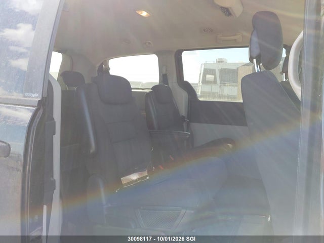 30098117 :رقم المزاد ، 2D4RN4DE6AR430485 vin ، 2010 Dodge Grand Caravan Se مزاد بيع