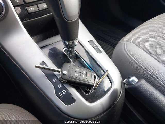 30098119 :رقم المزاد ، 1G1PC5SB2D7275487 vin ، 2013 Chevrolet Cruze Lt مزاد بيع