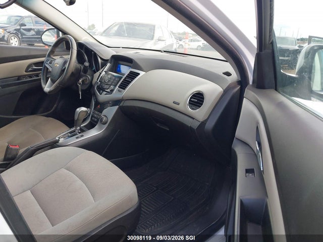 30098119 :رقم المزاد ، 1G1PC5SB2D7275487 vin ، 2013 Chevrolet Cruze Lt مزاد بيع