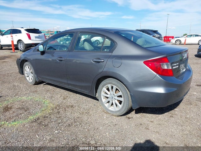 30098123 :رقم المزاد ، 2HGFB2F44CH056549 vin ، 2012 Honda Civic Lx مزاد بيع