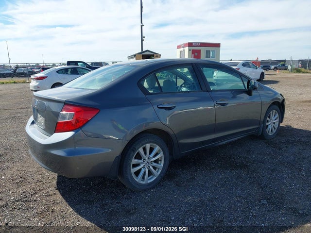30098123 :رقم المزاد ، 2HGFB2F44CH056549 vin ، 2012 Honda Civic Lx مزاد بيع