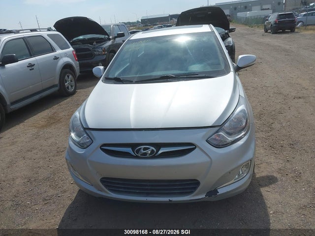 30098168 :رقم المزاد ، KMHCU5AE9DU070373 vin ، 2013 Hyundai Accent Gls/se مزاد بيع