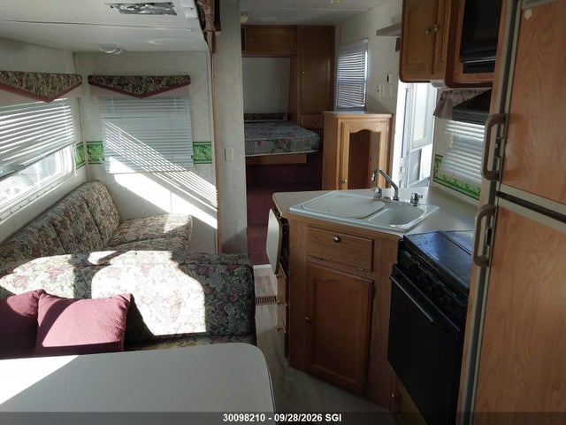 Продажа на аукционе авто 2004 Keystone Springdale, vin: 4YDF2492533105519, номер лота: 30098210