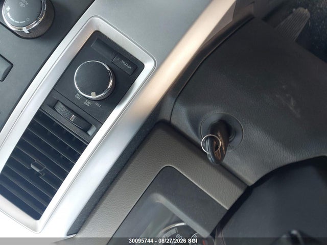 30095744 :رقم المزاد ، 1D7RV1GT1AS152489 vin ، 2010 Dodge Ram 1500 مزاد بيع