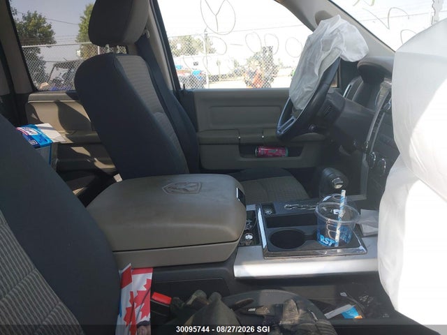 30095744 :رقم المزاد ، 1D7RV1GT1AS152489 vin ، 2010 Dodge Ram 1500 مزاد بيع