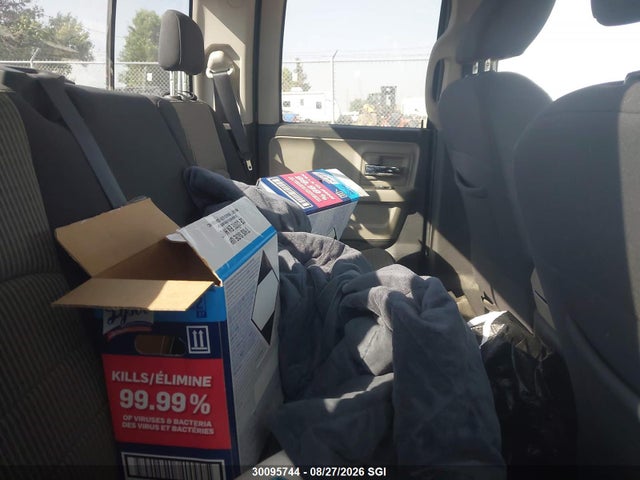 30095744 :رقم المزاد ، 1D7RV1GT1AS152489 vin ، 2010 Dodge Ram 1500 مزاد بيع