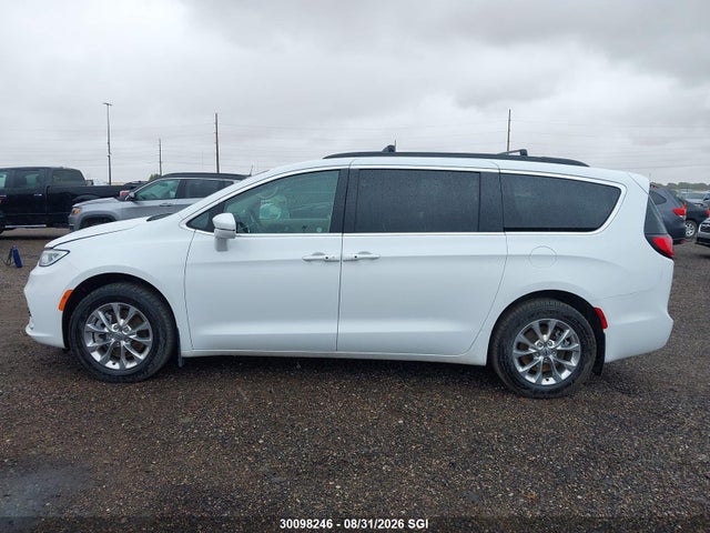 Продажа на аукционе авто 2022 Chrysler Pacifica Touring L, vin: 2C4RC3BG4NR231460, номер лота: 30098246
