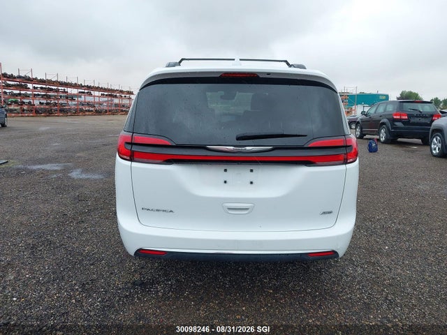 Продажа на аукционе авто 2022 Chrysler Pacifica Touring L, vin: 2C4RC3BG4NR231460, номер лота: 30098246
