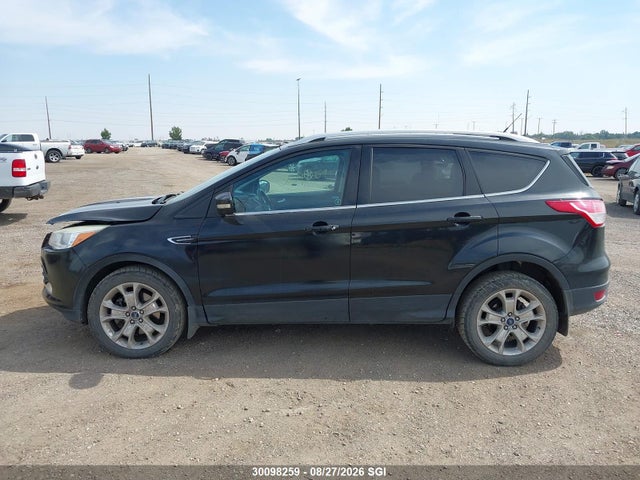 30098259 :رقم المزاد ، 1FMCU9J92EUB17691 vin ، 2014 Ford Escape Titanium مزاد بيع