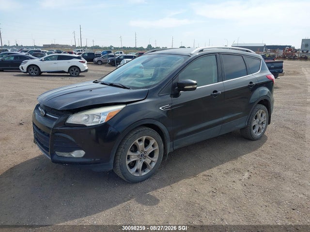 30098259 :رقم المزاد ، 1FMCU9J92EUB17691 vin ، 2014 Ford Escape Titanium مزاد بيع
