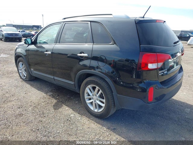 KIA SORENTO LX 2015 5XYKTDA75FG571876 Image 3