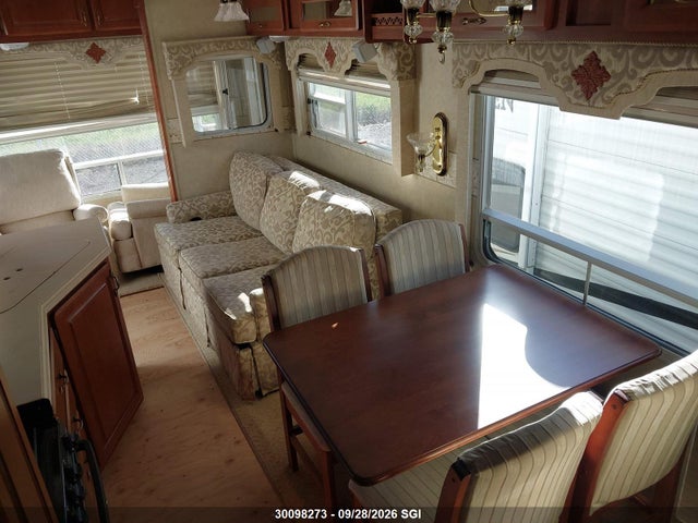 Продажа на аукционе авто 2005 Jayco Trailer Std, vin: 1UJCJ02R851SG0052, номер лота: 30098273