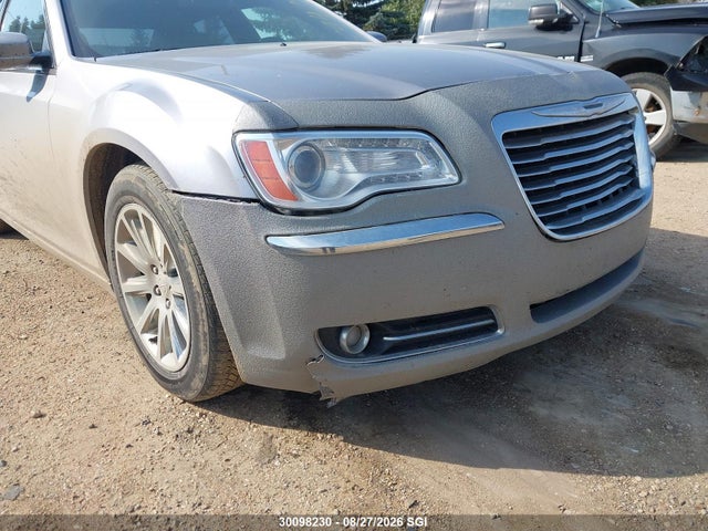 30098230 :رقم المزاد ، 2C3CCAAG8DH694254 vin ، 2013 Chrysler 300 مزاد بيع