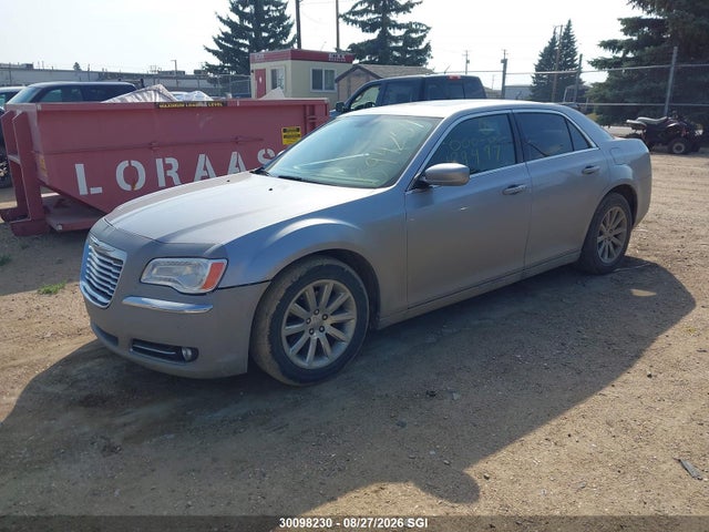 30098230 :رقم المزاد ، 2C3CCAAG8DH694254 vin ، 2013 Chrysler 300 مزاد بيع
