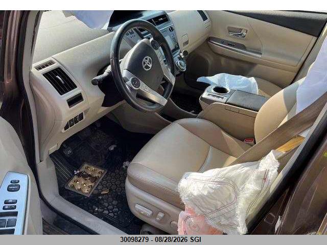 JTDZN3EU7HJ056917 Toyota PRIUS V