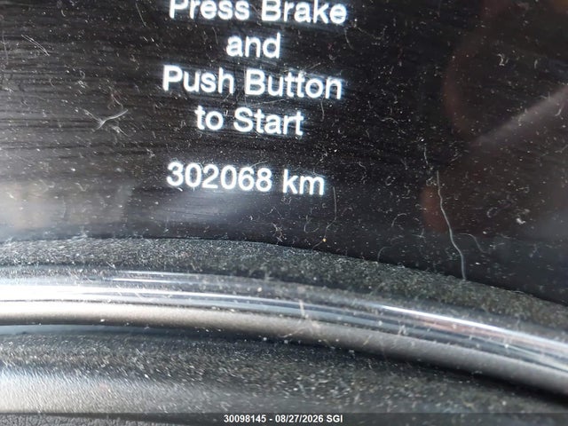 30098145 :رقم المزاد ، 1C4RJFBG4NC137949 vin ، 2022 Jeep Grand Cherokee Limited مزاد بيع