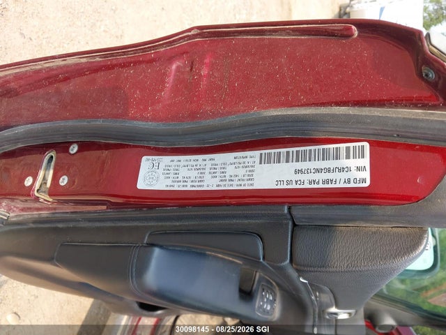 30098145 :رقم المزاد ، 1C4RJFBG4NC137949 vin ، 2022 Jeep Grand Cherokee Limited مزاد بيع