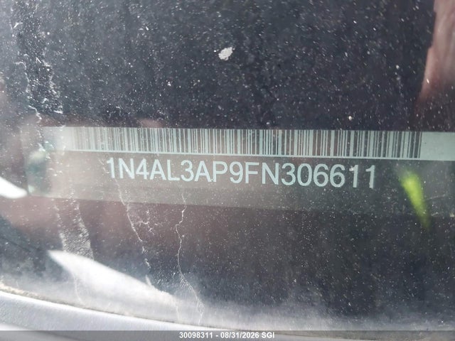 30098311 :رقم المزاد ، 1N4AL3AP9FN306611 vin ، 2015 Nissan Altima 2.5/s/sv/sl مزاد بيع