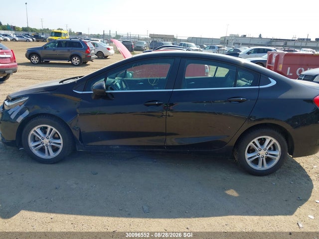 Chevrolet CRUZE LT 2018 1G1BE5SM3J7215364 Image 14