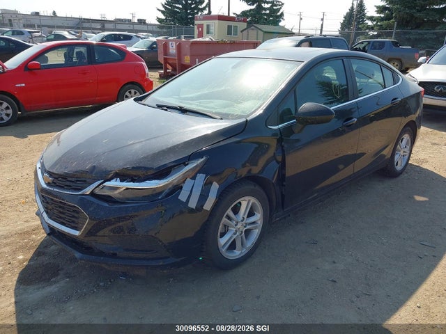 Chevrolet CRUZE LT 2018 1G1BE5SM3J7215364 Image 2