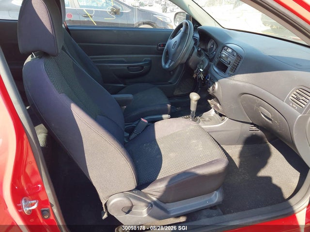 2010 Hyundai Accent Se მანქანა იყიდება აუქციონზე, vin: KMHCN3BC3AU156983, აუქციონის ნომერი: 30098178