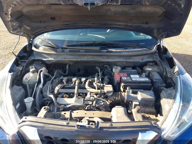 30098358 :رقم المزاد ، 3N1CP5CU4JL526868 vin ، 2018 Nissan Kicks S/sr/sv مزاد بيع