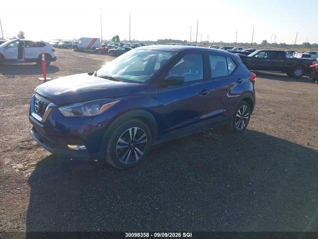 Nissan Kicks S/sr/sv 2018 3N1CP5CU4JL526868 Image 2