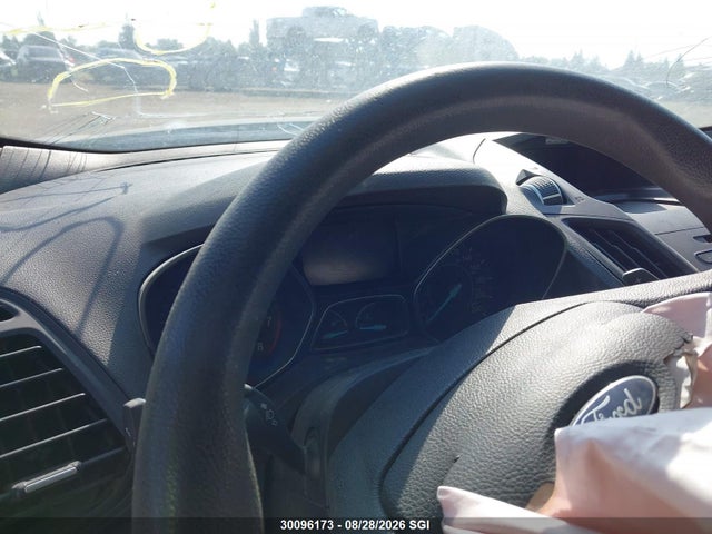 1FMCU9GD2HUD97807 Ford ESCAPE SE