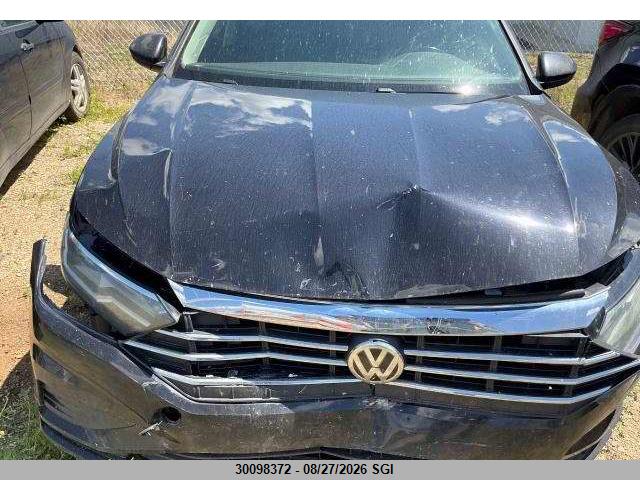 3VWE57BU2KM086814 Volkswagen JETTA SEL