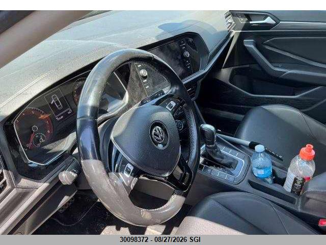 3VWE57BU2KM086814 Volkswagen JETTA SEL