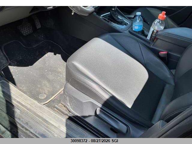 3VWE57BU2KM086814 Volkswagen JETTA SEL