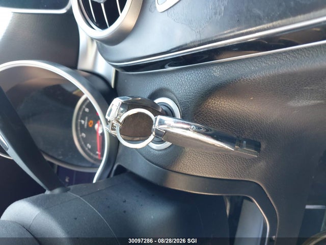 30097286 :رقم المزاد ، 55SWF4KB8GU100856 vin ، 2016 Mercedes-benz C 300 4matic مزاد بيع