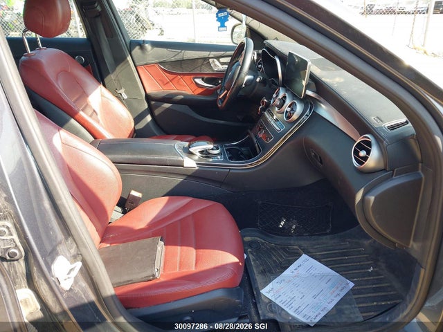 30097286 :رقم المزاد ، 55SWF4KB8GU100856 vin ، 2016 Mercedes-benz C 300 4matic مزاد بيع