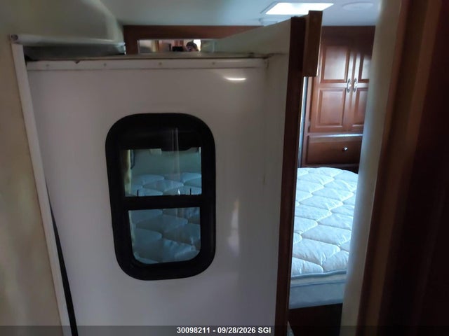 Продажа на аукционе авто 2010 Dutchman M-28rk-bs-m5, vin: 47CFCRS22AP625169, номер лота: 30098211