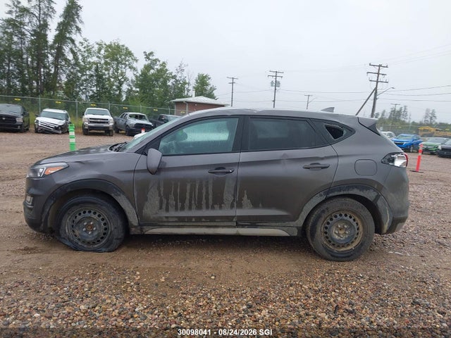 KM8J23A45LU210250 Hyundai TUCSON SE