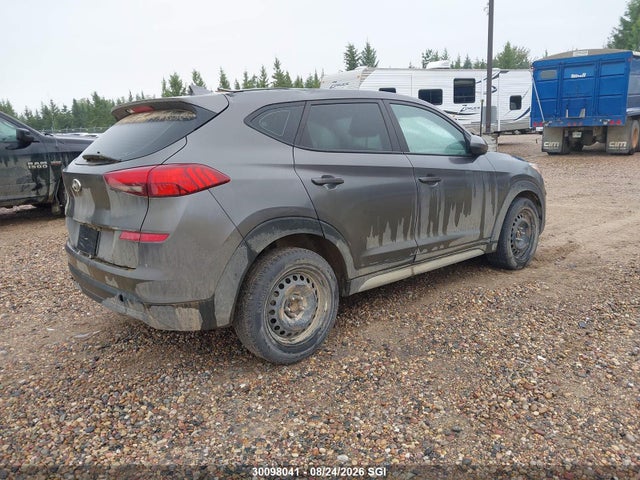 KM8J23A45LU210250 Hyundai TUCSON SE
