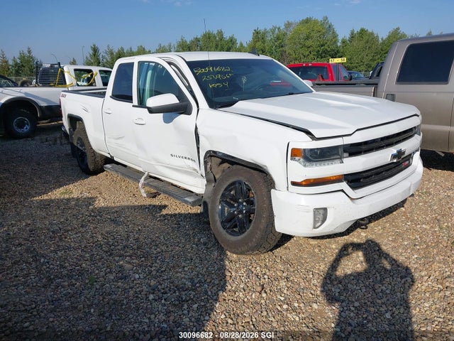 Chevrolet Silverado K1500 Lt 2017 3GCUKREC6HG244598 zdjęcie główne