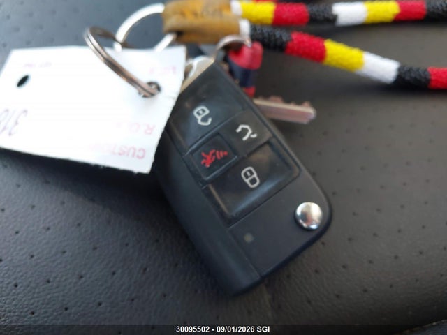 3VV2B7AX2JM108384 Volkswagen Tiguan Se/sel