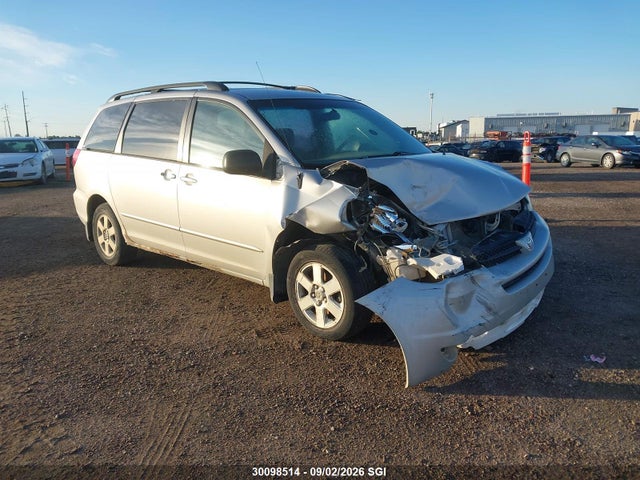 30098514 :رقم المزاد ، 5TDZA23C34S006688 vin ، 2004 Toyota Sienna Ce/le مزاد بيع