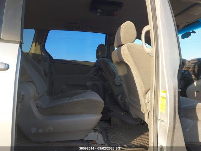 Auction sale of the 2004 Toyota Sienna Ce/le, vin: 5TDZA23C34S006688, lot number: 30098514