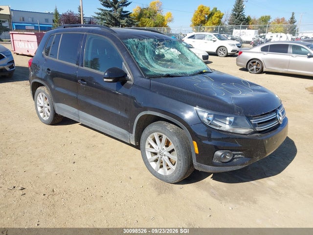 30098526 :رقم المزاد ، WVGJV7AXXDW539508 vin ، 2013 Volkswagen Tiguan S/se/sel مزاد بيع