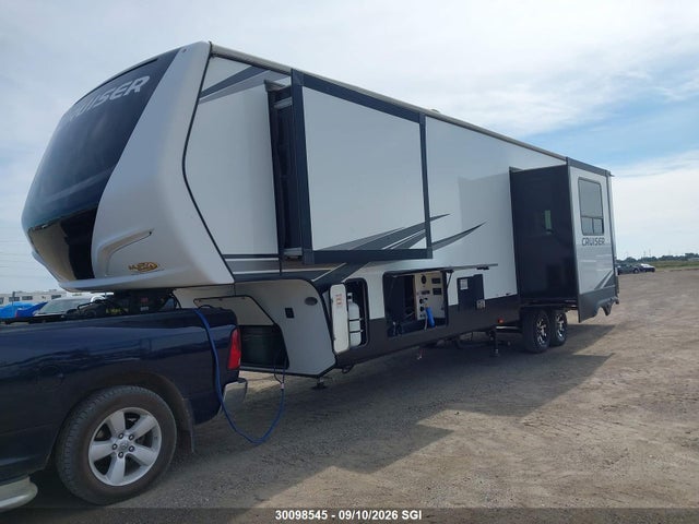 30098545 :رقم المزاد ، 4YDF36022M9321624 vin ، 2021 Keystone Cruiser مزاد بيع