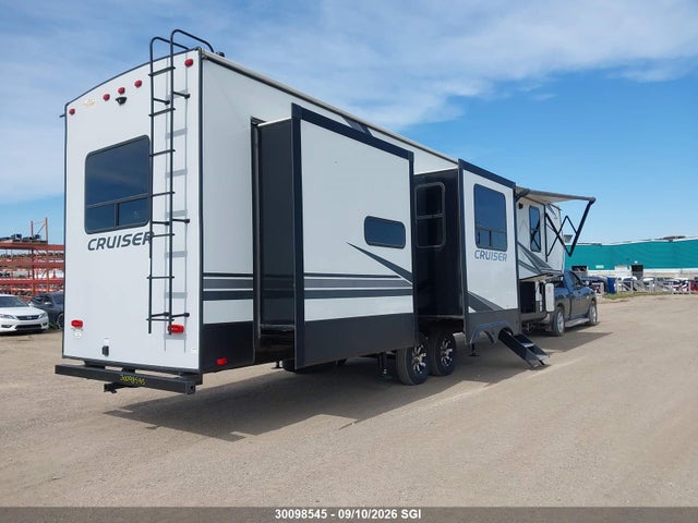 30098545 :رقم المزاد ، 4YDF36022M9321624 vin ، 2021 Keystone Cruiser مزاد بيع