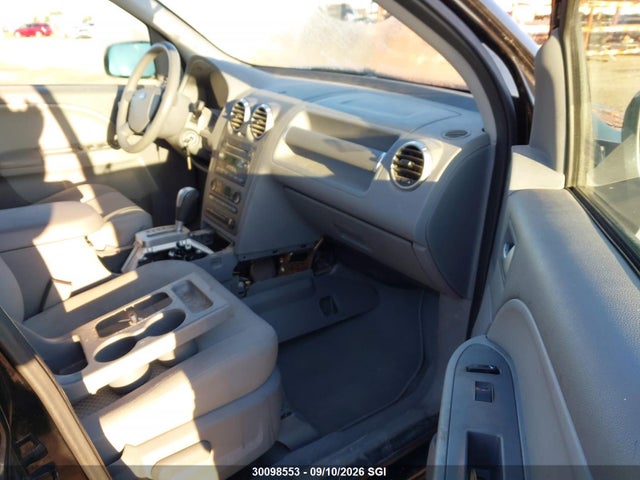 30098553 :رقم المزاد ، 1FMZK01116GA46604 vin ، 2006 Ford Freestyle Se مزاد بيع