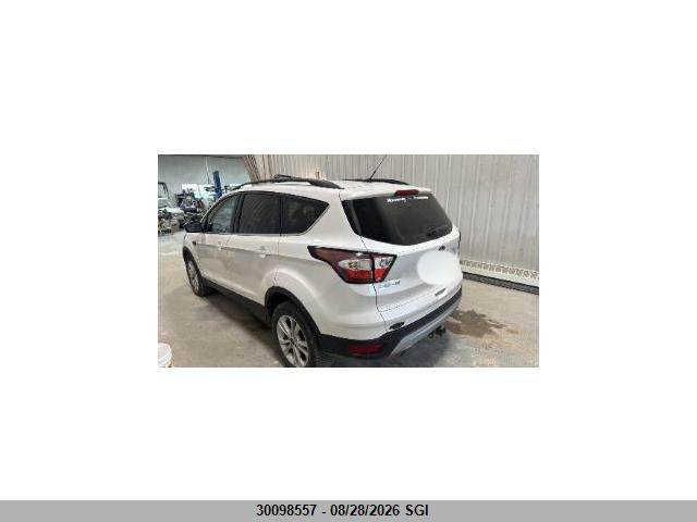 1FMCU9G9XHUA72169 Ford ESCAPE SE
