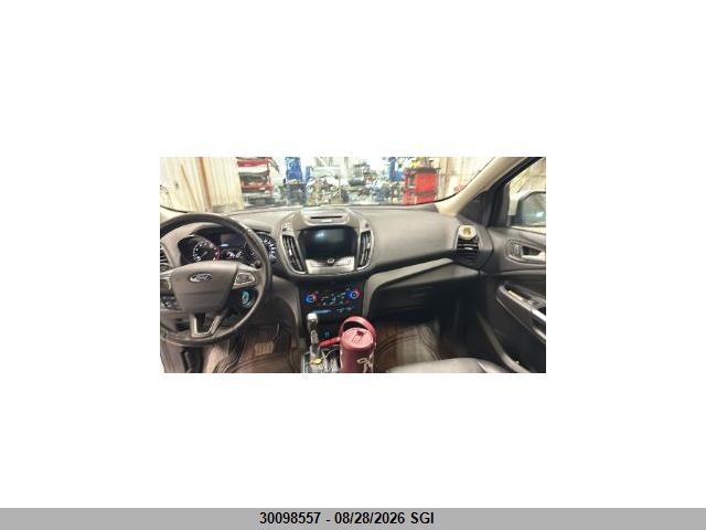 1FMCU9G9XHUA72169 Ford ESCAPE SE